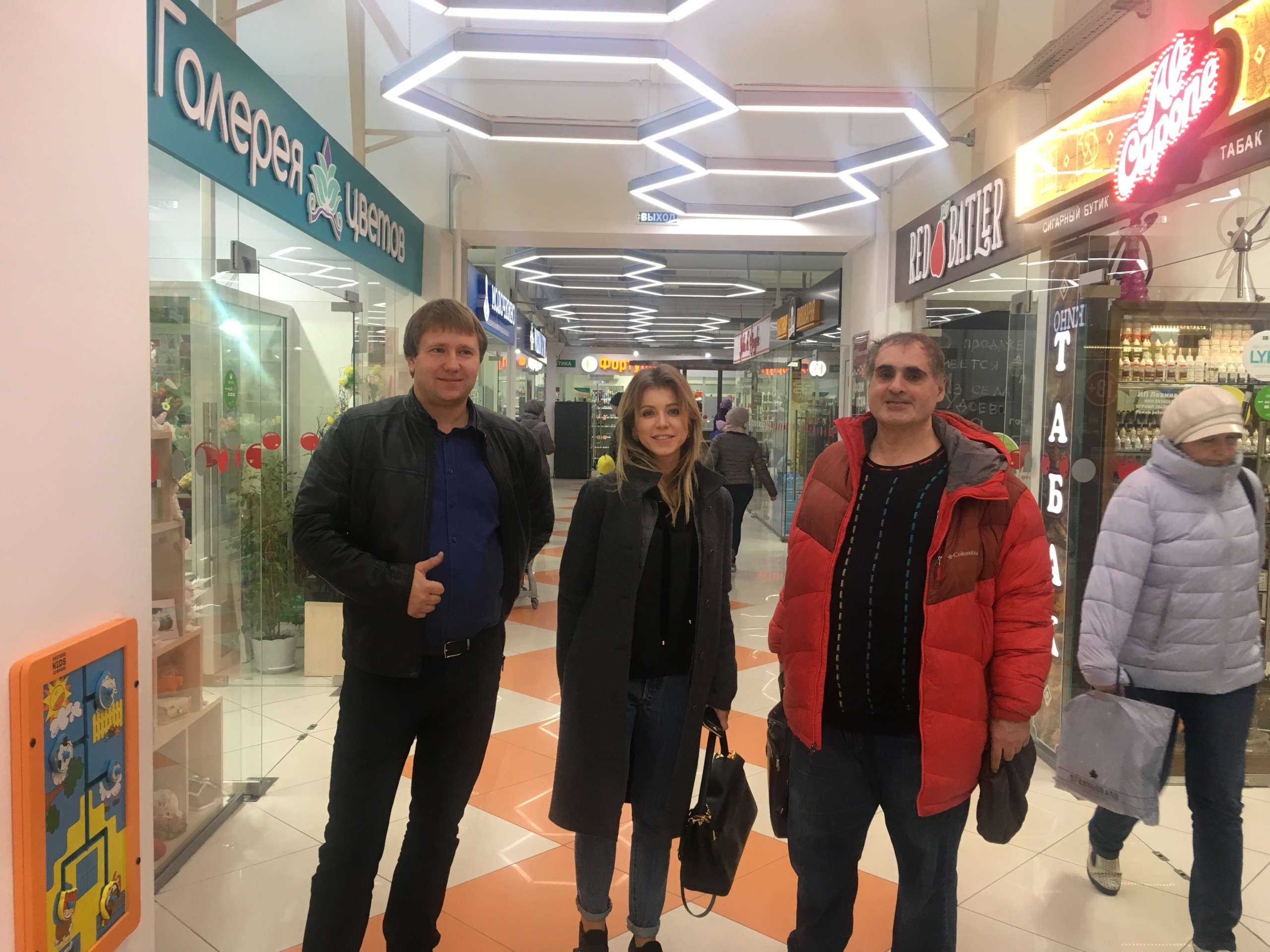Рубен Канаян с собственниками Торгового центра «Рябинушка» обсуждает перспективы развития