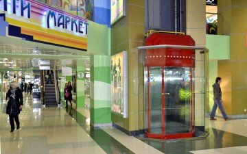 Интерьер ТРК "Сити Молл" в Южно-Сахалинске