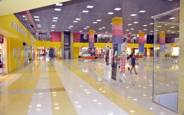 Интерьер ТРК "Сити Молл" в Южно-Сахалинске