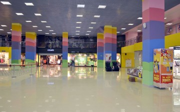 Интерьер ТРК "Сити Молл" в Южно-Сахалинске